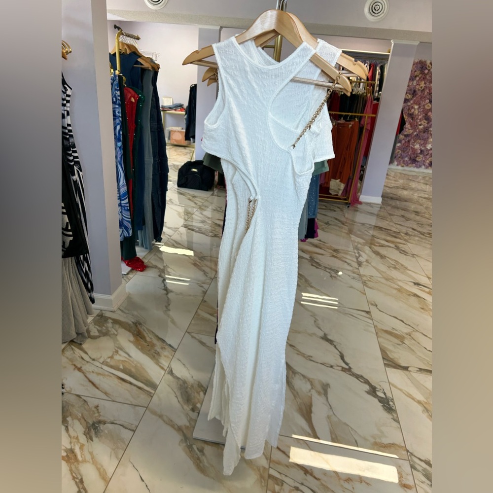 Dress - Picture 5 of 6
